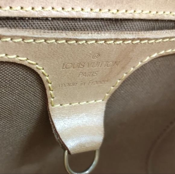 Authentic Louis Vuitton Monogram Canvas Ellipse MM Handbag - Picture 10 of 11
